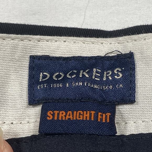 NEW Dockers Pants Mens 36x34 Easy Khaki Straight Fit Black Comfort Waistband - Picture 3 of 9